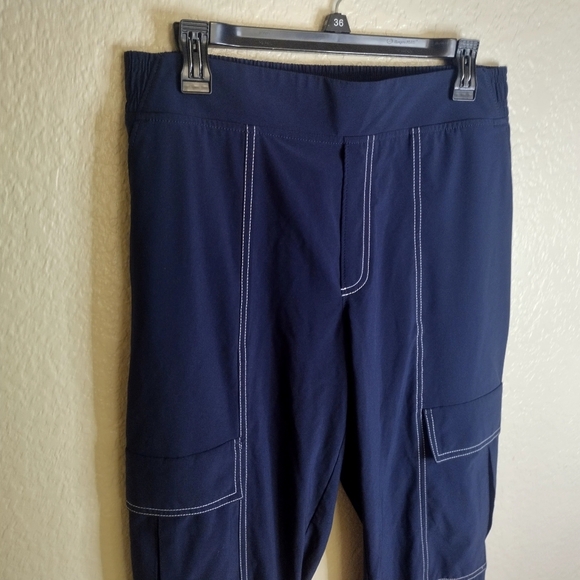 Athleta Chelsea Utility Jogger NAVY Sz 6 - Picture 3 of 10